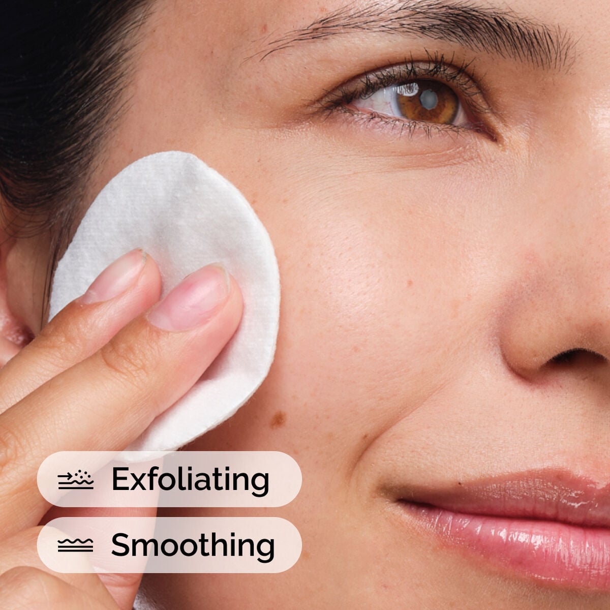 glycolic-acid-7-exfoliating-toner-x9 ord-glycolic-acid-exfoliating-toner-model-application-with-benefits.jpg